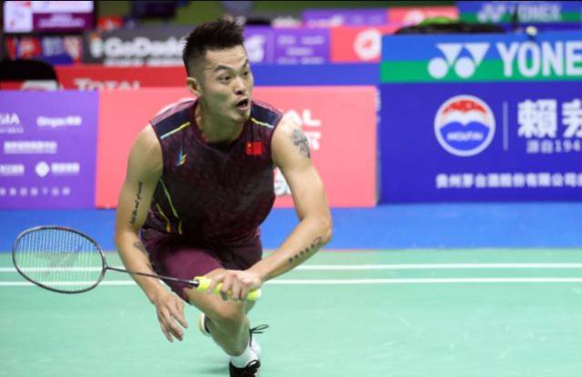 并在短期内 并在短期内