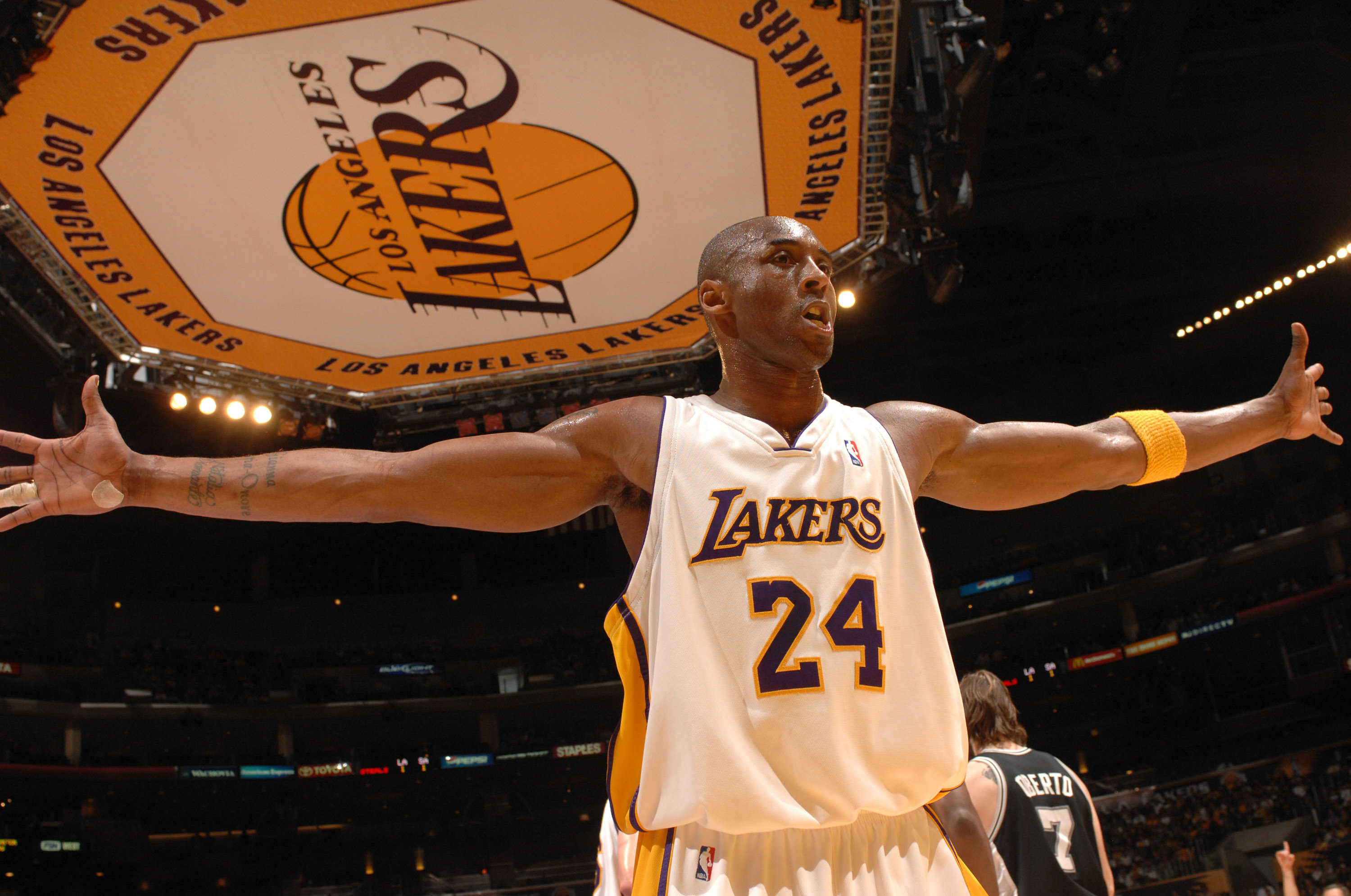 积极探索各 积极探索各