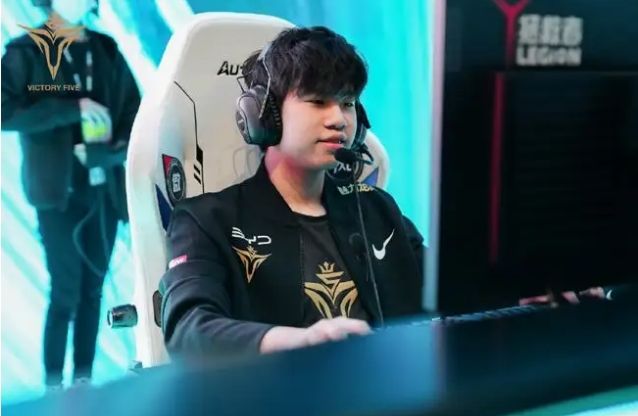 以优异的表 以优异的表